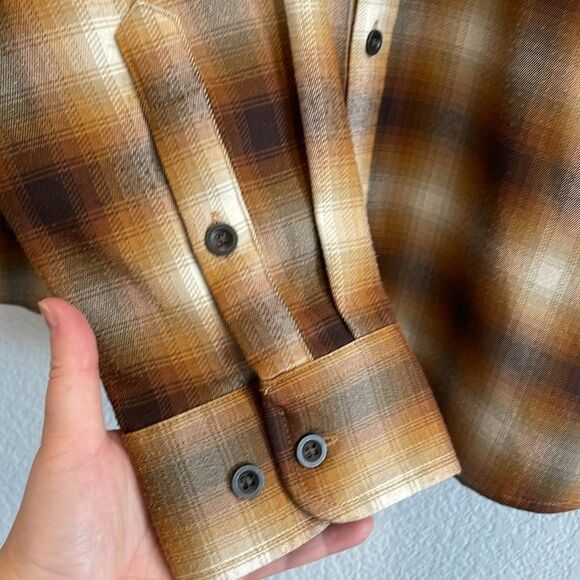 Swiss Tech Brown Plaid Flannel Button Down Shirt Size XL - Picture 4 of 7